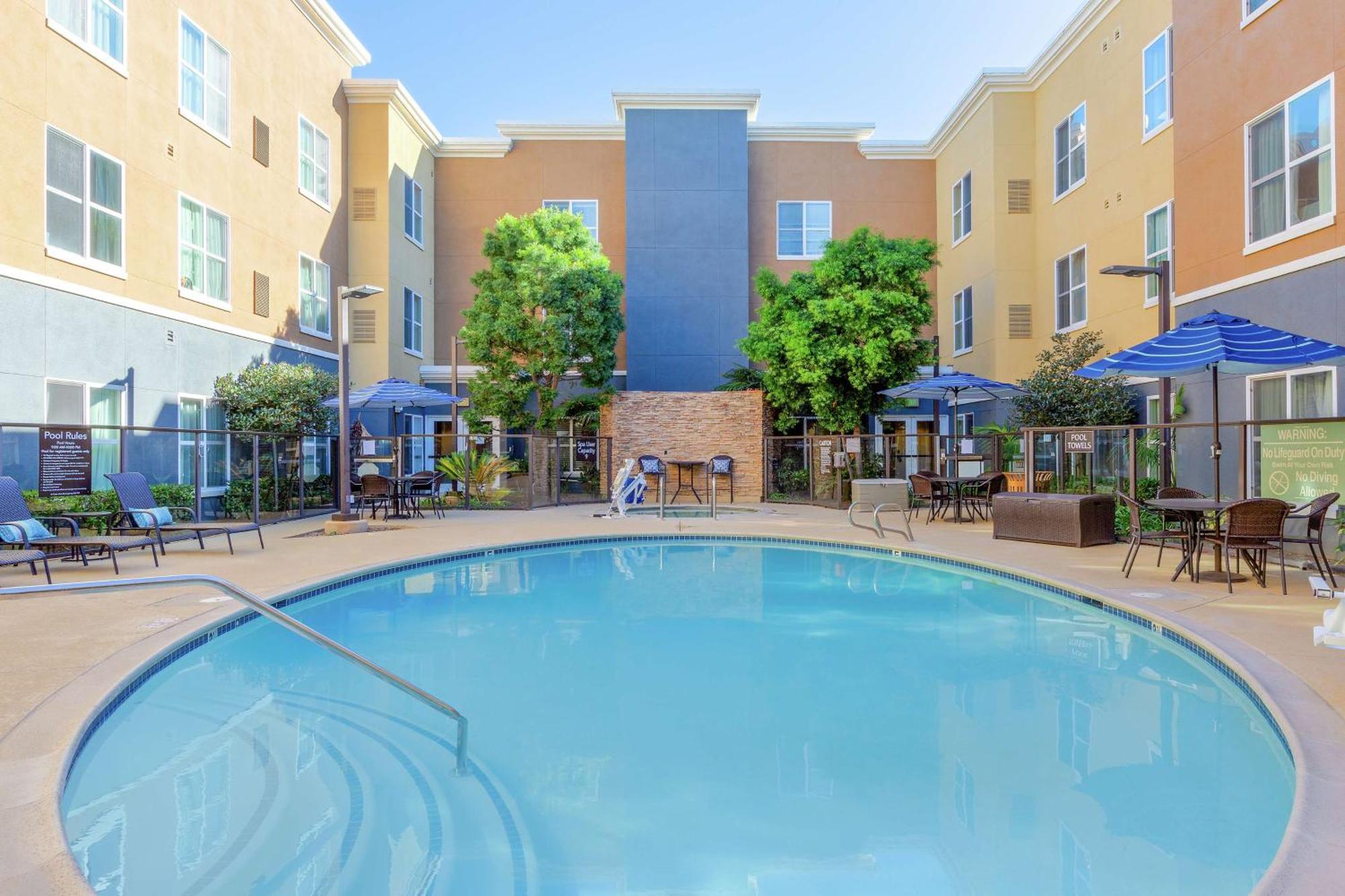 Homewood Suites By Hilton Carlsbad-North San Diego County Exterior foto